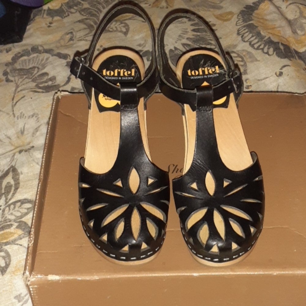 Swedish Hasbeen Low Heel